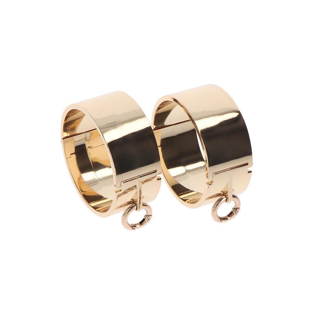 Dona Massive Metal Golden Cuffs Jewellery
