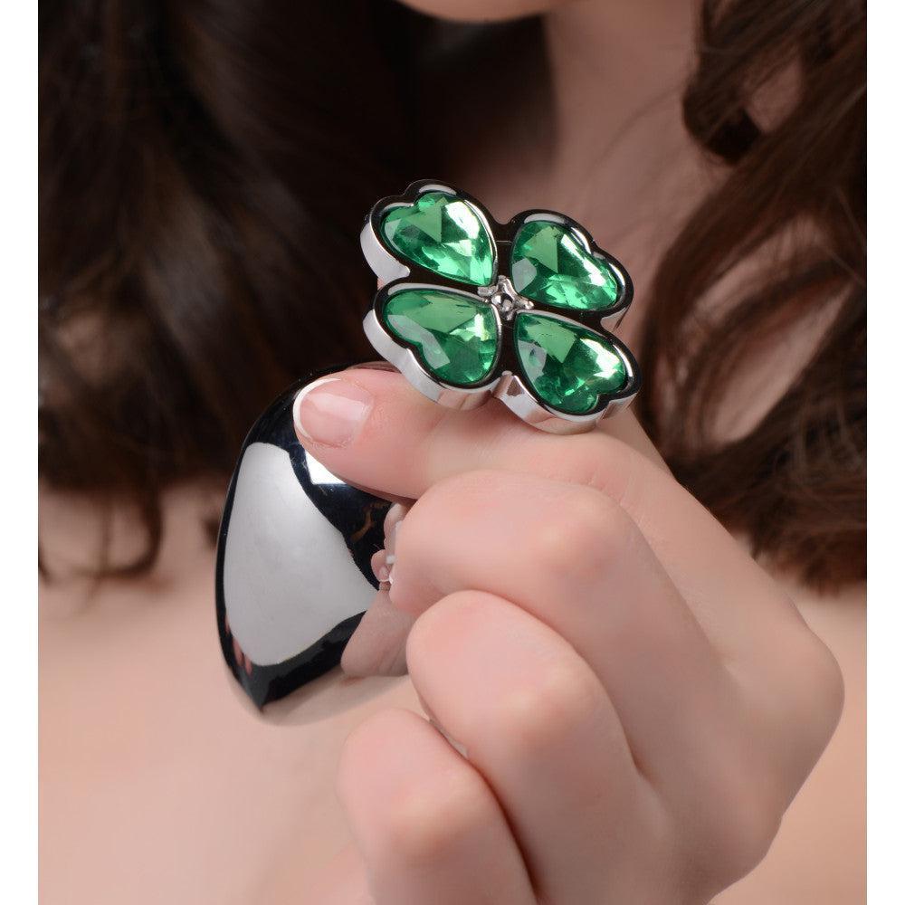 Metal anal dilator-jewel with green crystal-clover Lucky Clover M