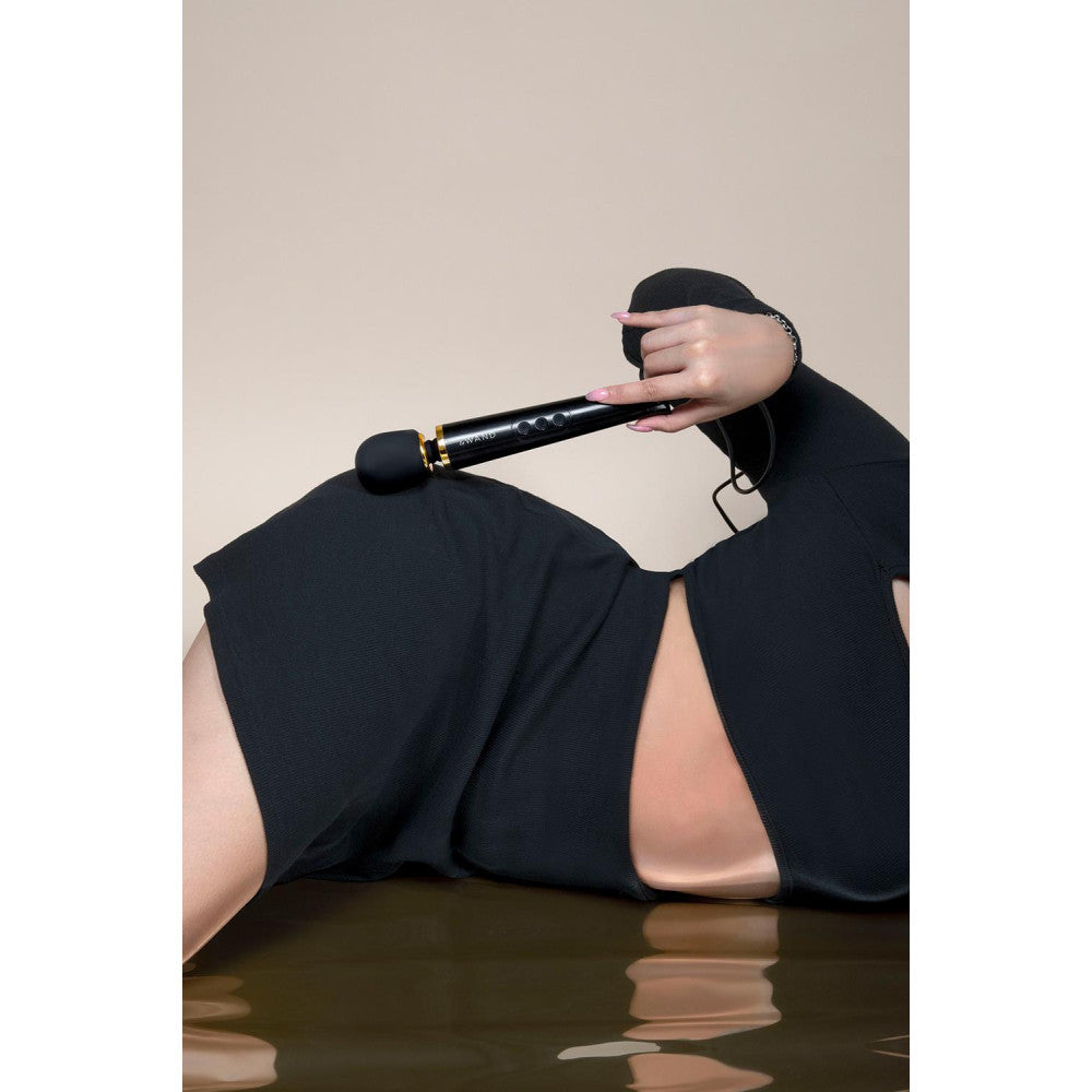 Powerful Le Wand Massager Black