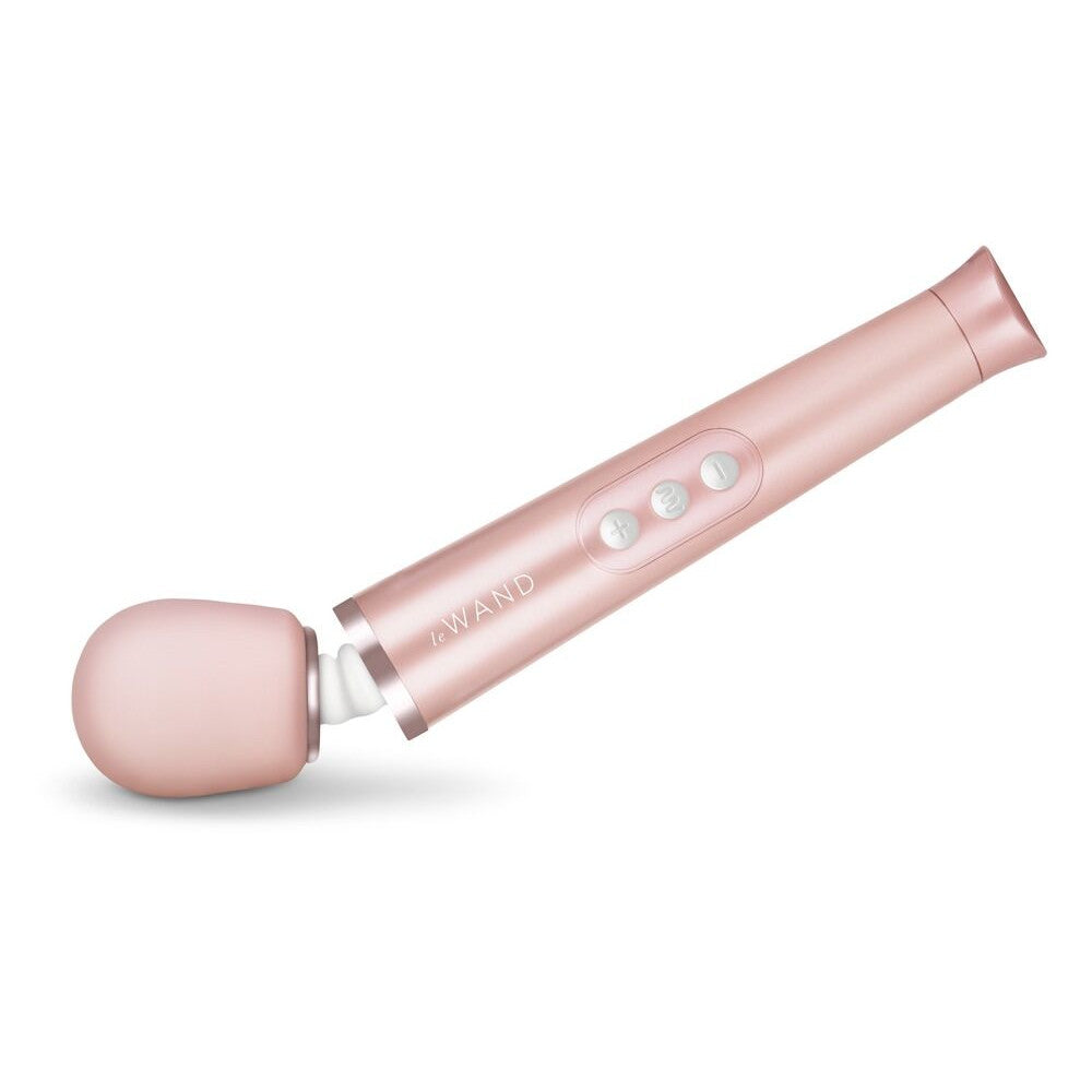 Rechargeable powerful massager Le Wand pearl pink