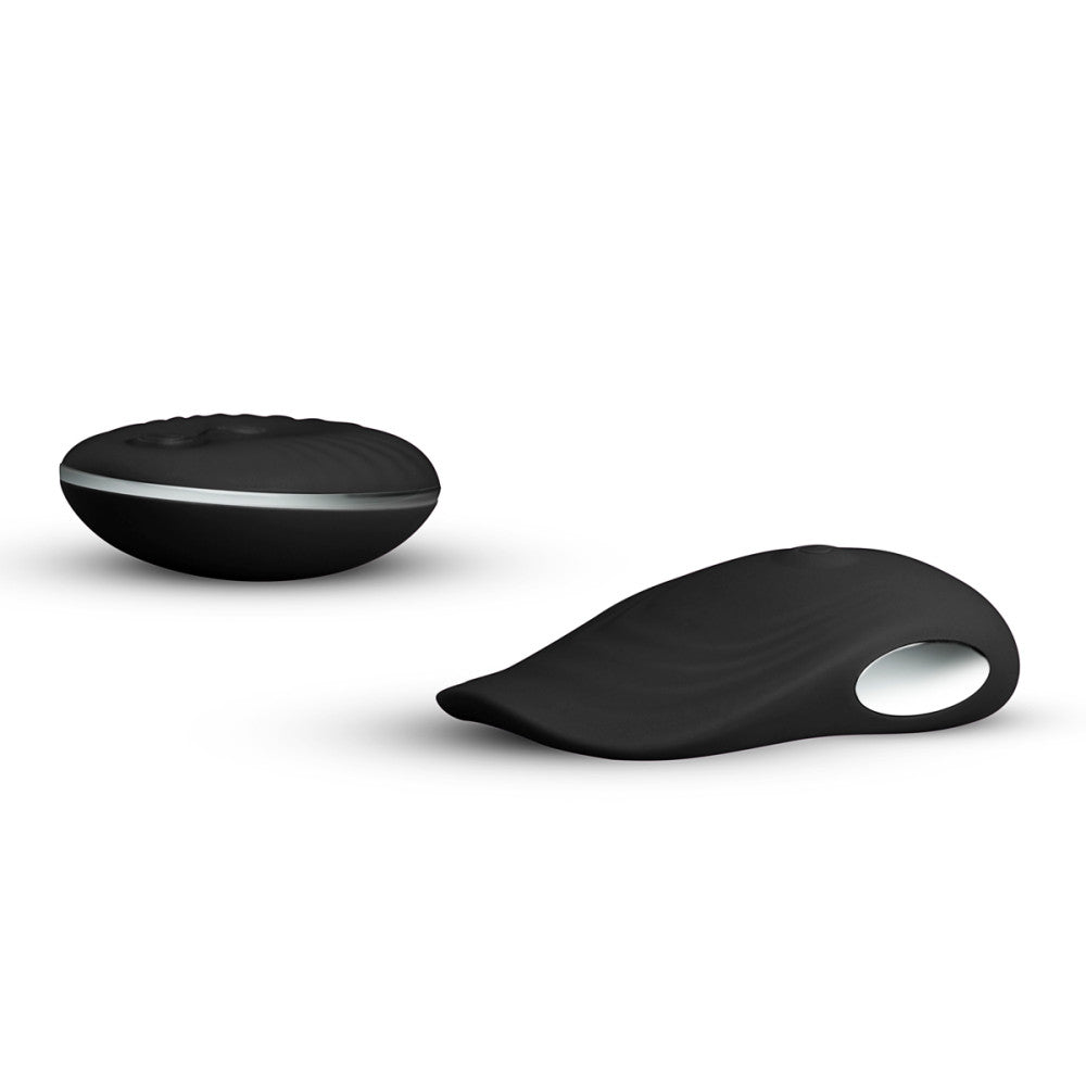 Sway 3 Thongs with Clitoris Stimulator & Remote