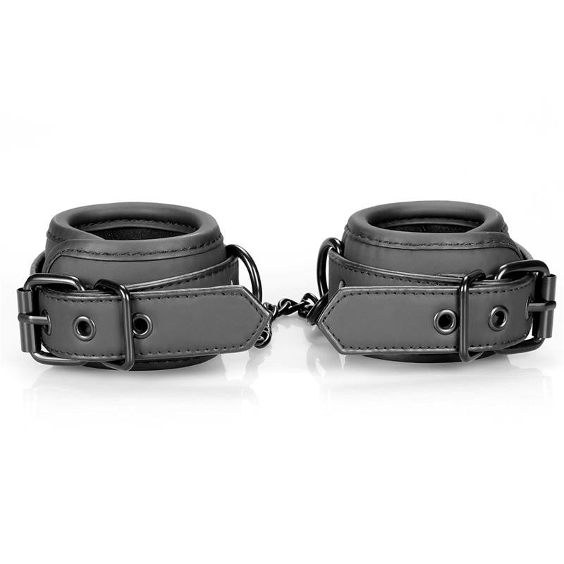 Luxurious BDSM Handcuffs Blaze Black