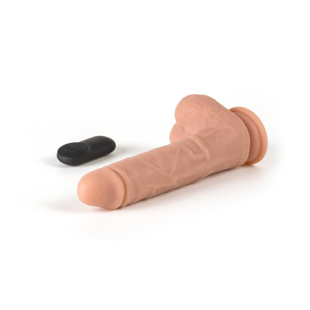 Nina - Rechargeable realistic dildo with rotation function and Virgite R9 remote control