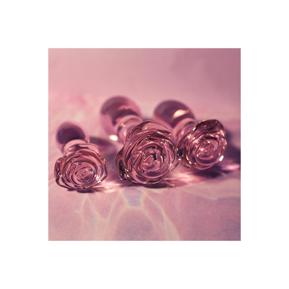 Set of 3 Rosebud glass butt plugs