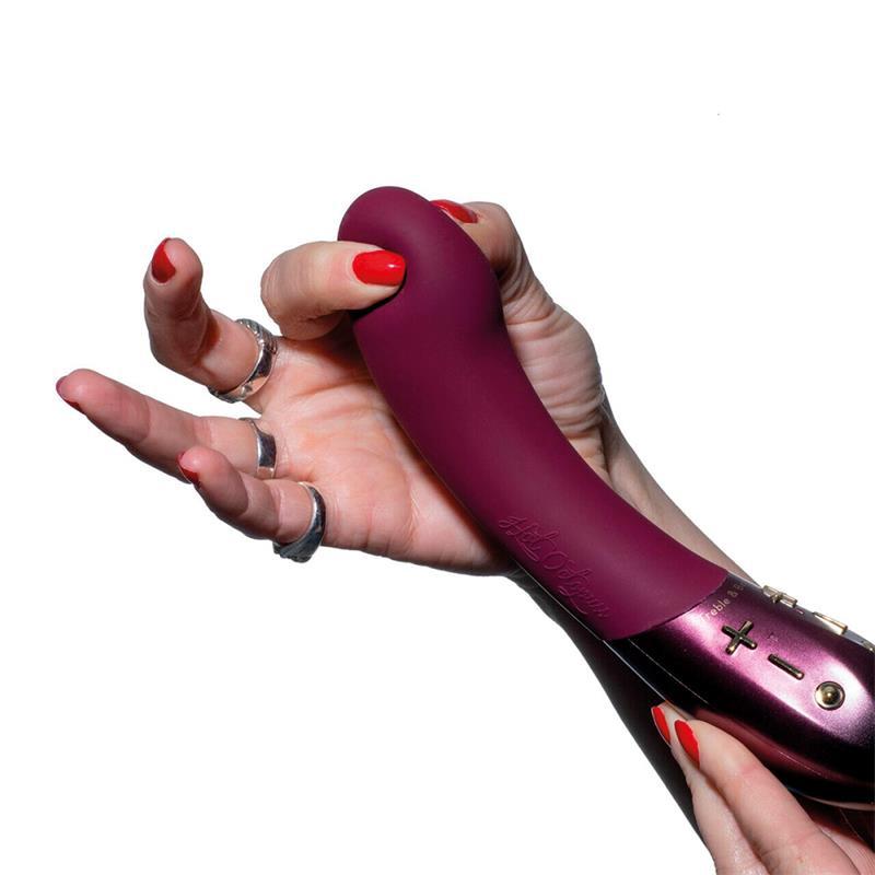 Kurve Low and High G spot Vibrator